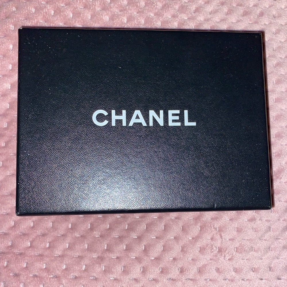 💗Gorgeous Authentic Chanel pocket size agenda💗 - Picture 2 of 10